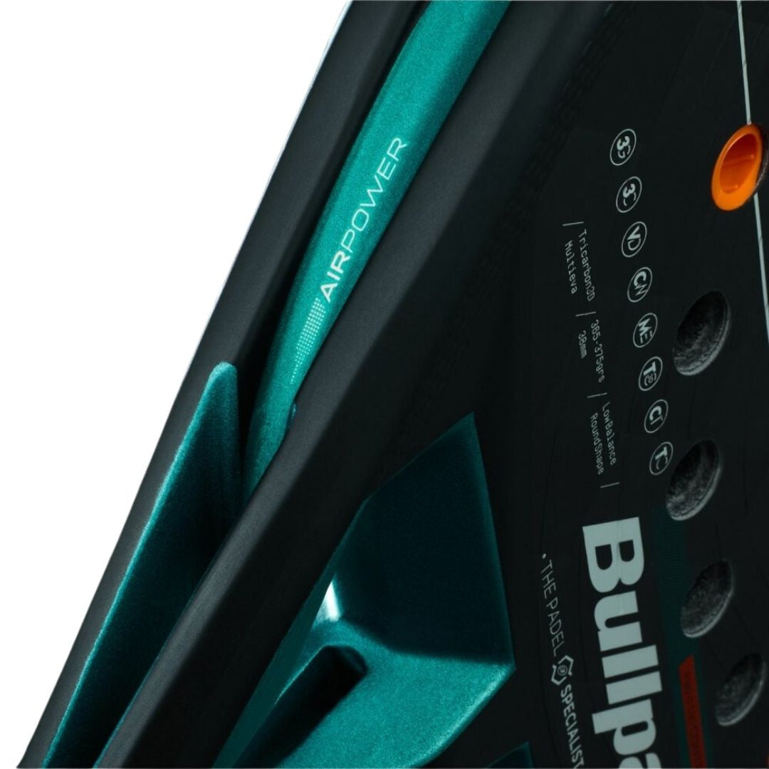 Pala BullPadel Hack 04 Hybrid 2025