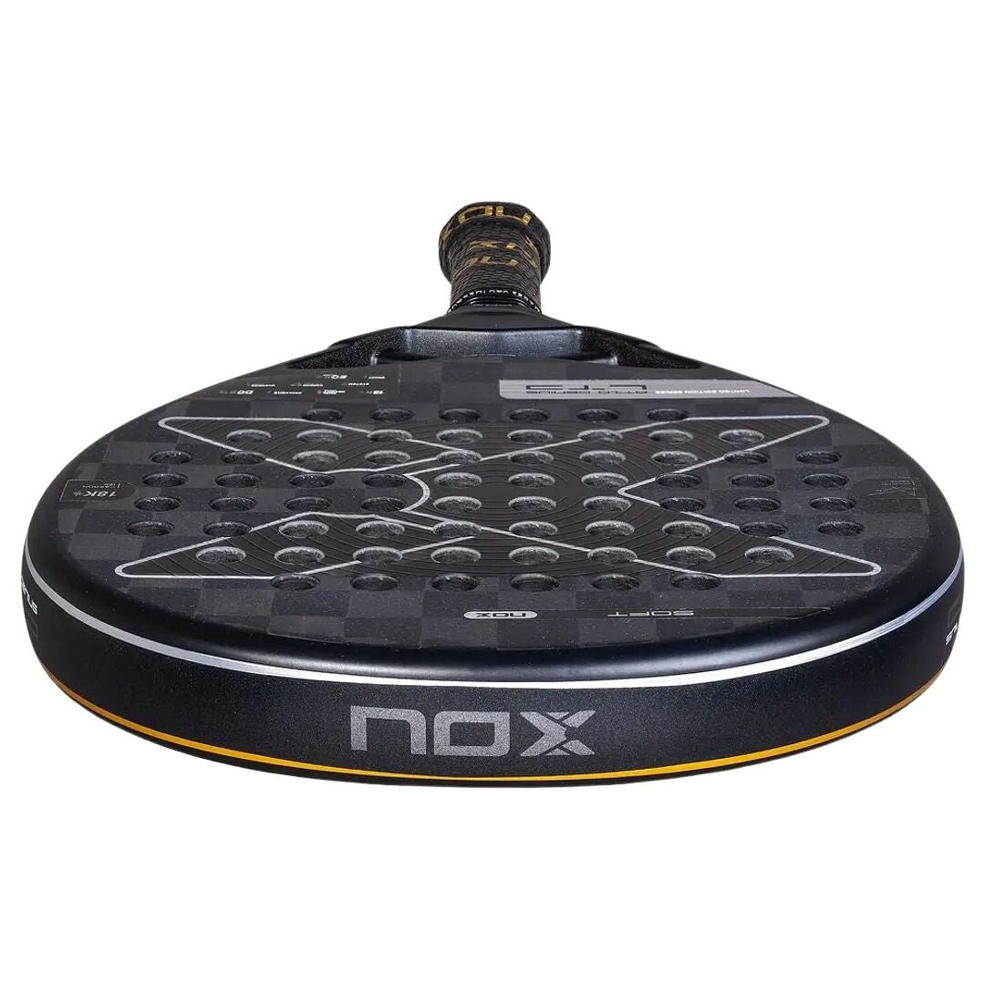 Pala Nox AT10 Genius 18K Agustín Tapia LTD 2025