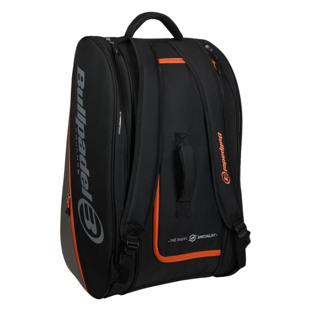 Paletero Bullpadel Advanced Negro/Naranjo 2026