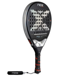 Pala Nox AT10 Pro Cup Hard 2025 By Agustin Tapia